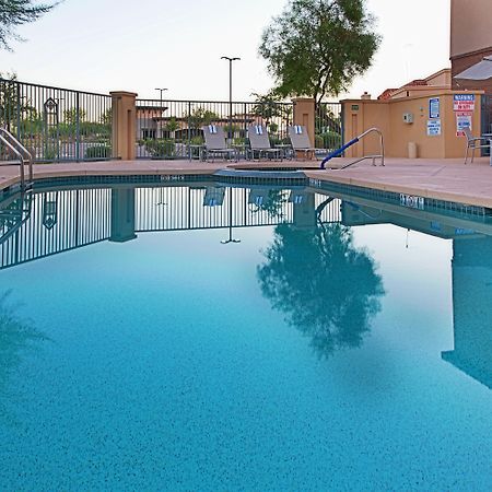 Holiday Inn & Suites Goodyear - West Phoenix Area By Ihg Съоръжения снимка