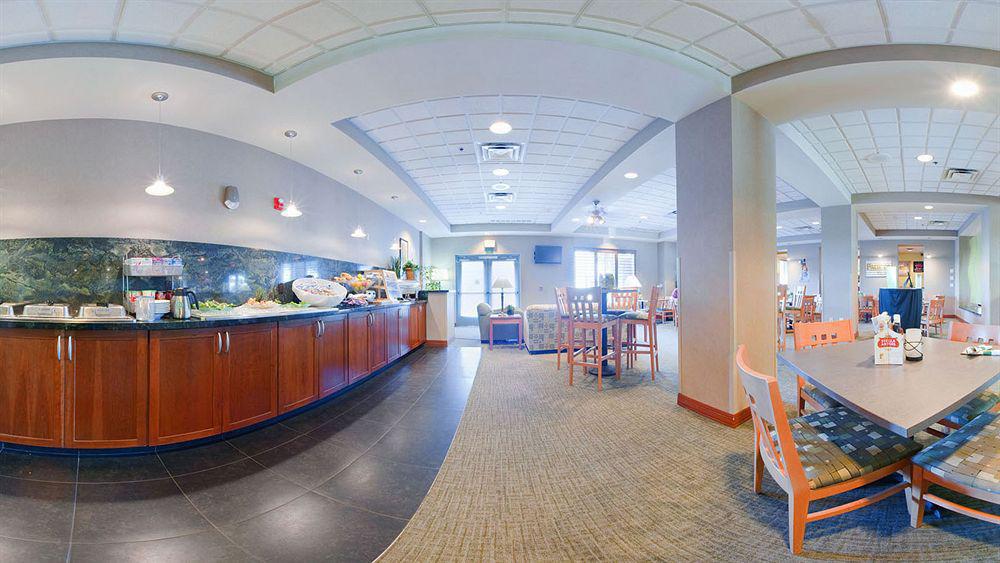 Holiday Inn & Suites Goodyear - West Phoenix Area By Ihg Екстериор снимка