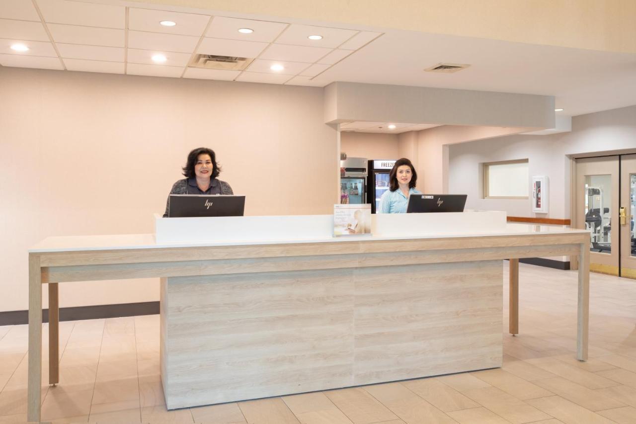 Holiday Inn & Suites Goodyear - West Phoenix Area By Ihg Екстериор снимка