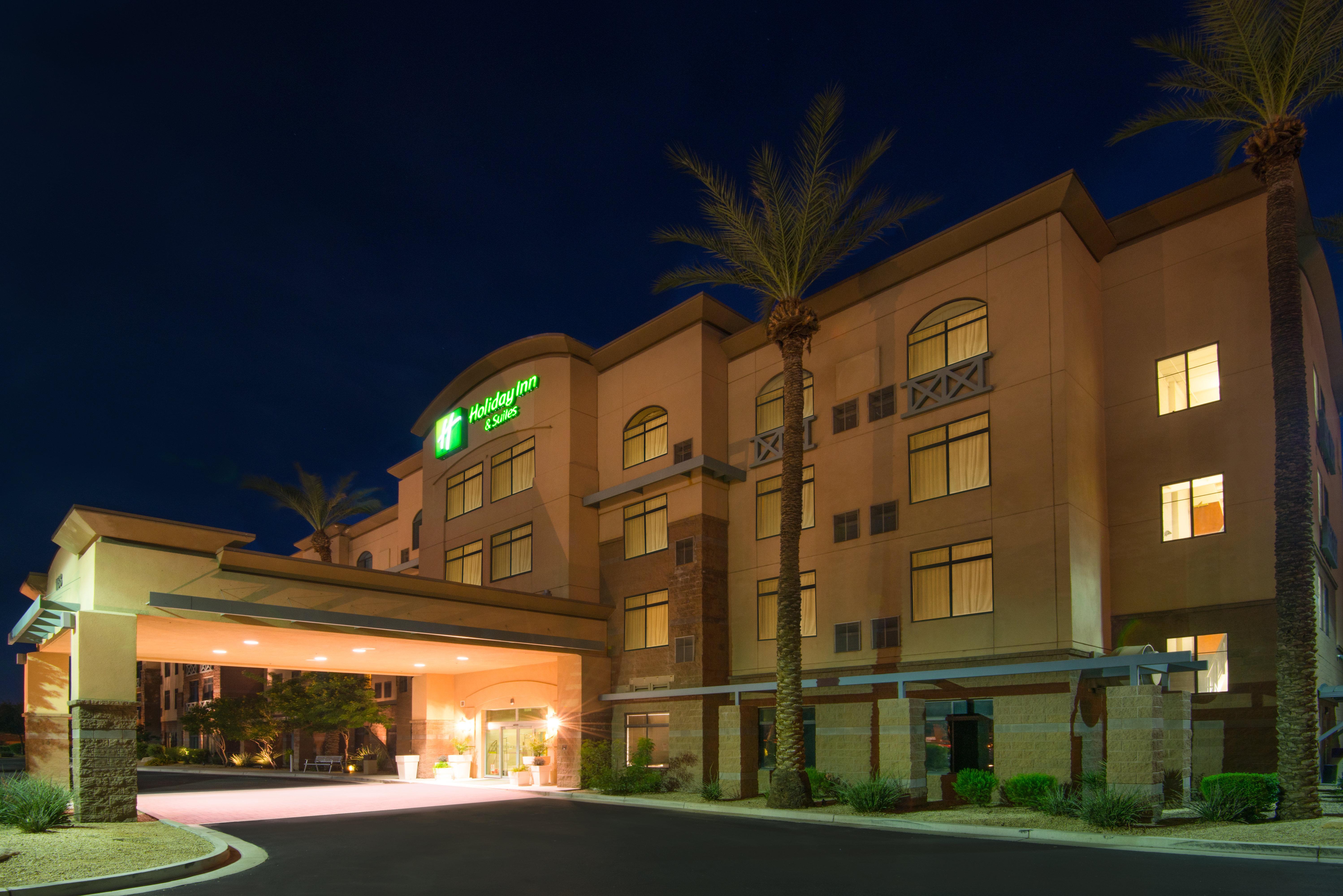 Holiday Inn & Suites Goodyear - West Phoenix Area By Ihg Екстериор снимка
