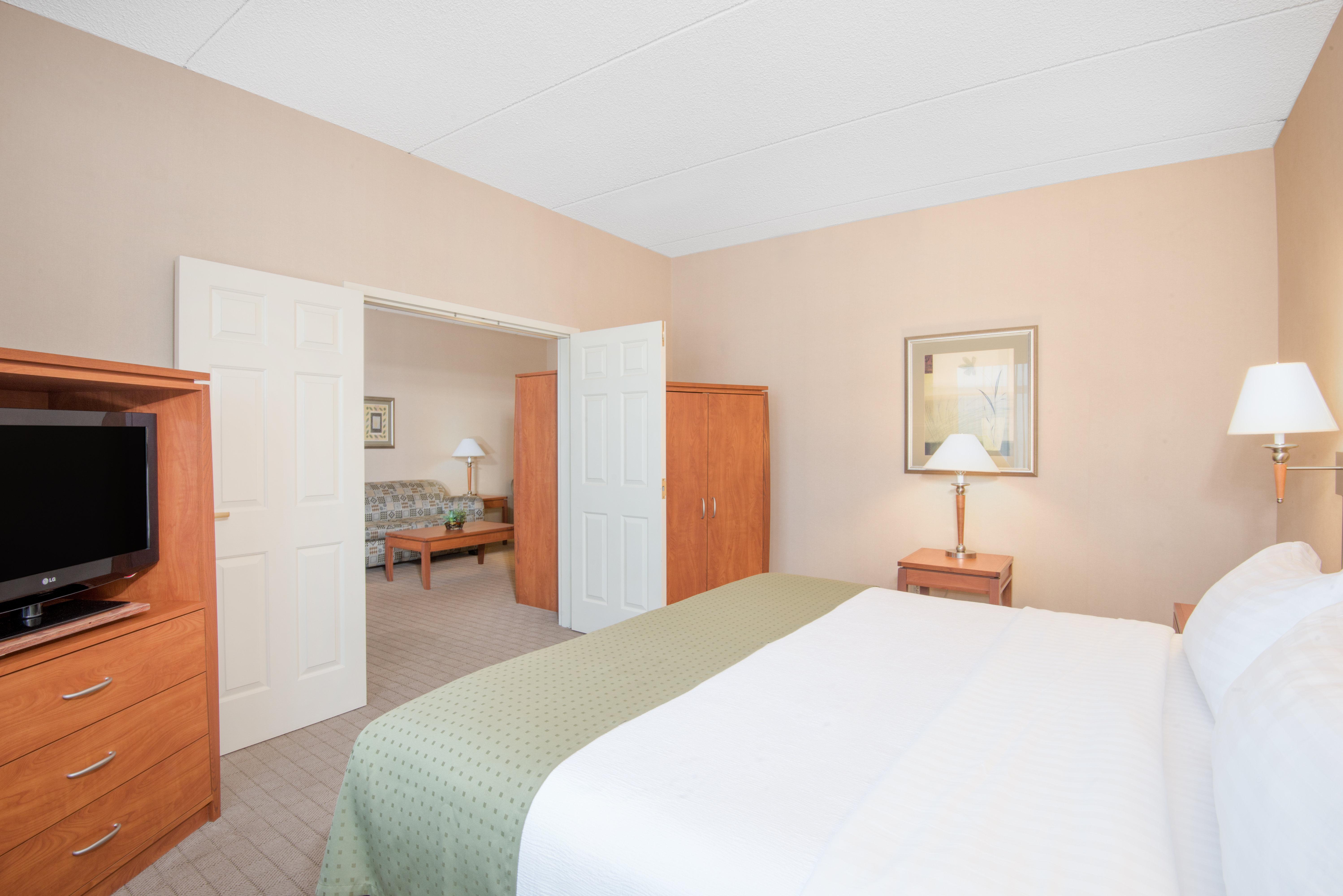 Holiday Inn & Suites Goodyear - West Phoenix Area By Ihg Екстериор снимка