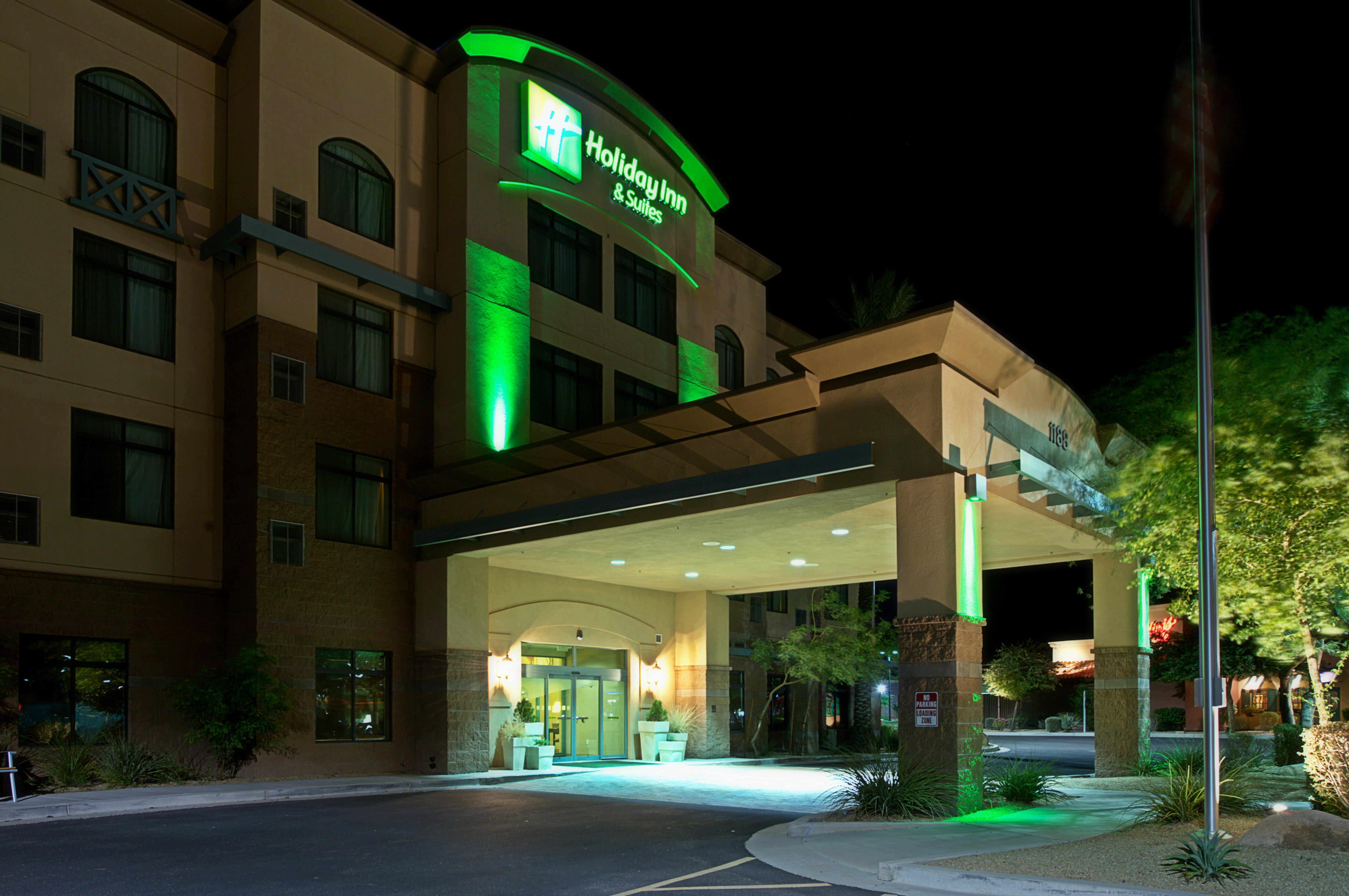 Holiday Inn & Suites Goodyear - West Phoenix Area By Ihg Екстериор снимка