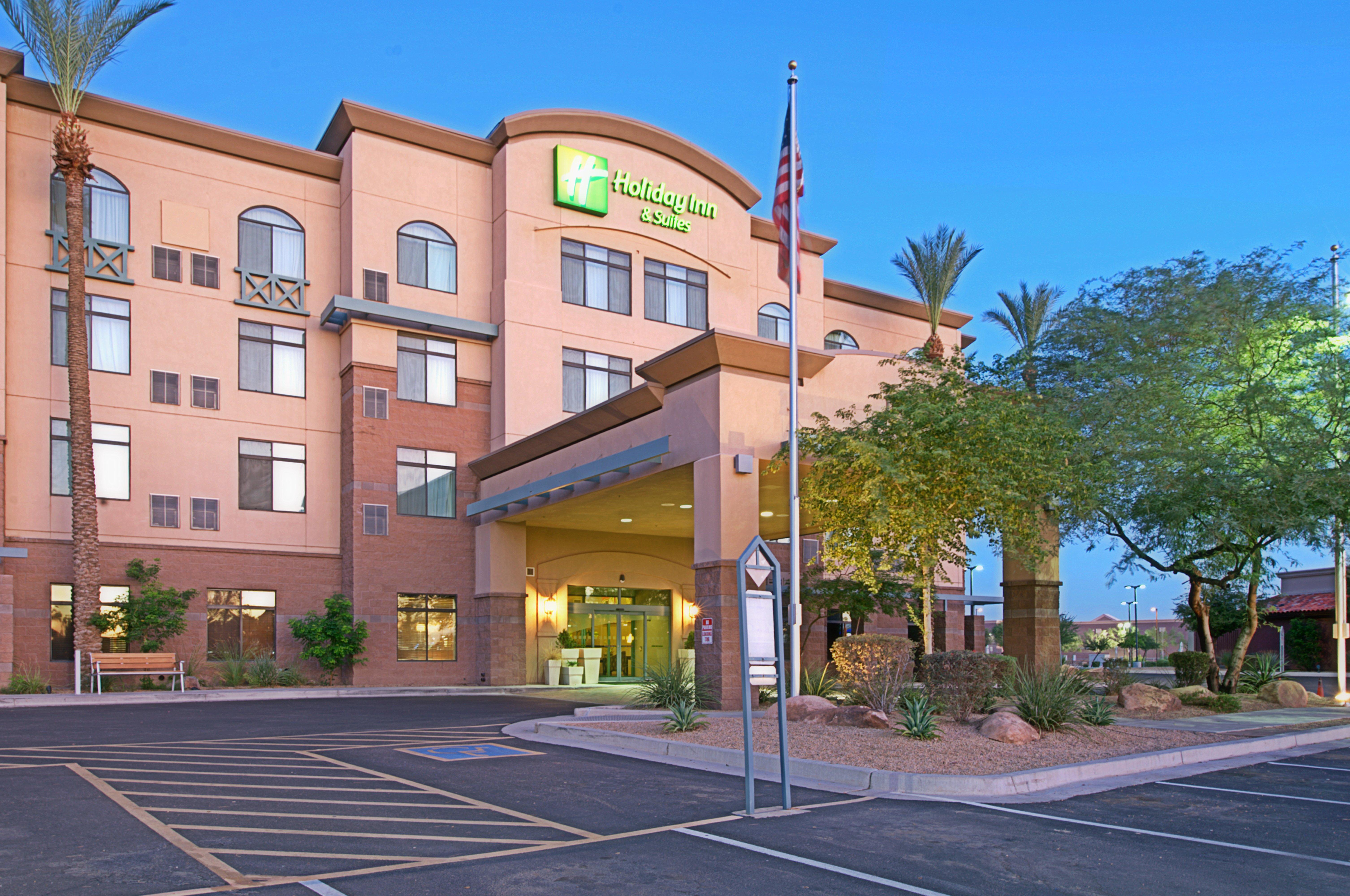 Holiday Inn & Suites Goodyear - West Phoenix Area By Ihg Екстериор снимка