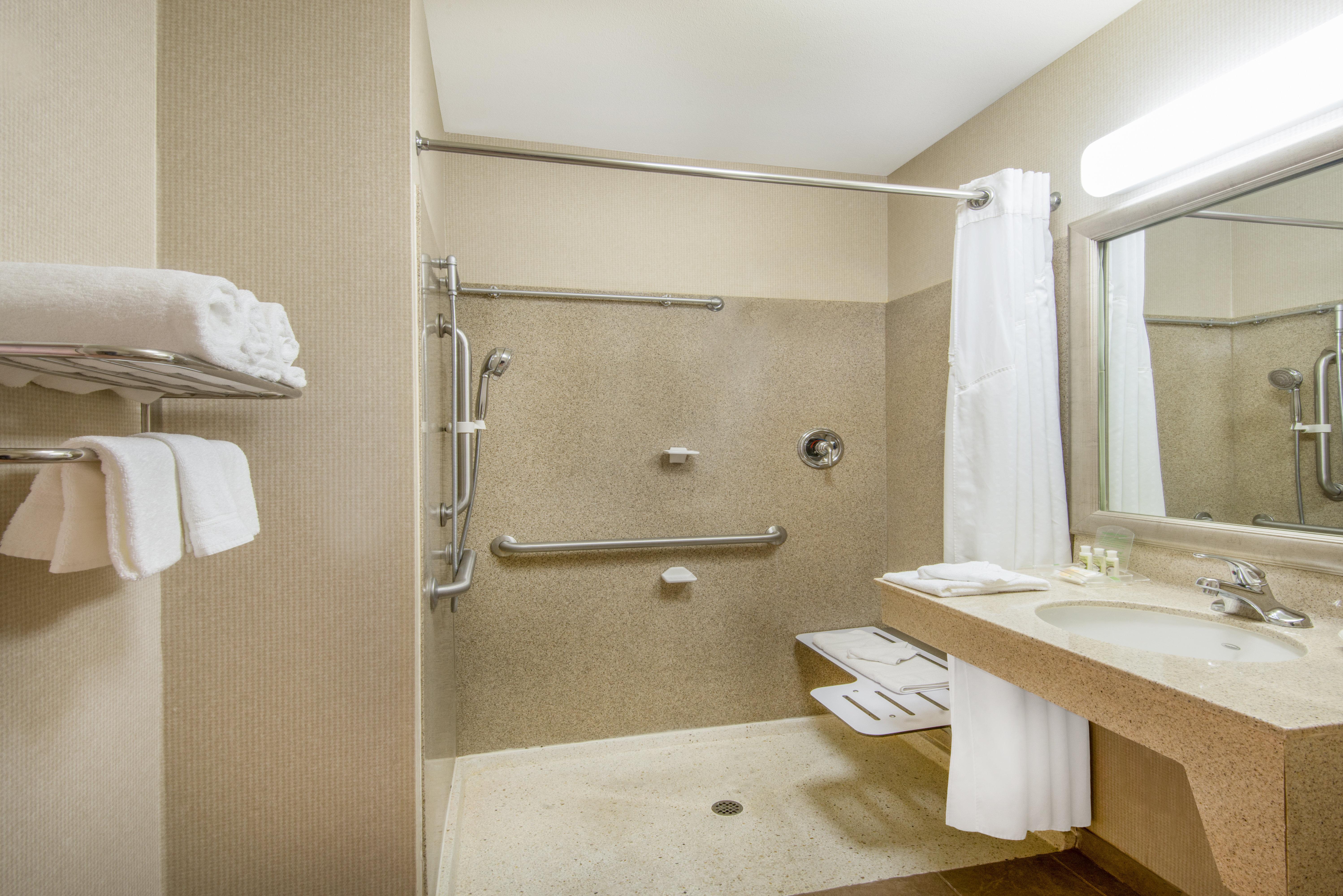 Holiday Inn & Suites Goodyear - West Phoenix Area By Ihg Екстериор снимка