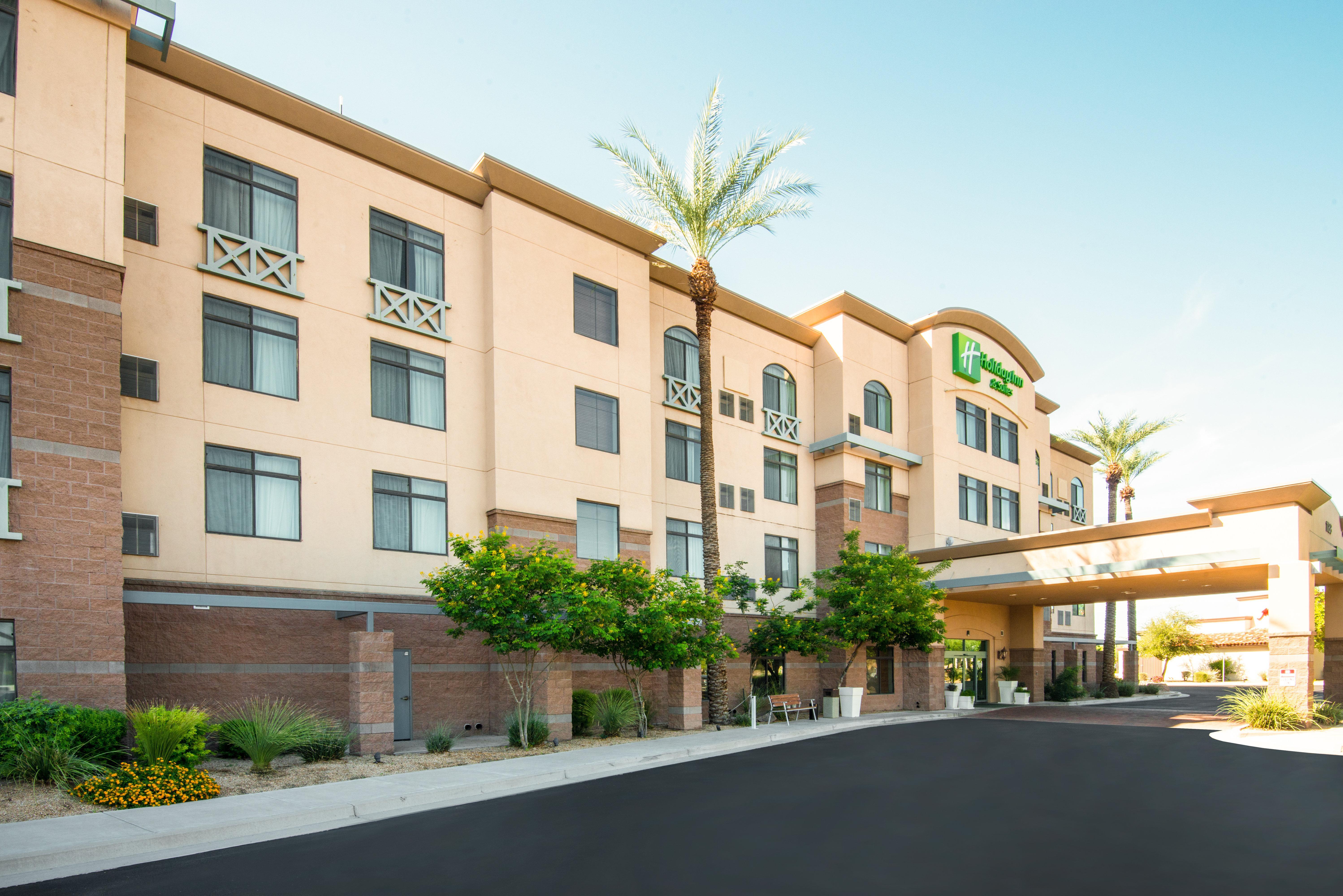 Holiday Inn & Suites Goodyear - West Phoenix Area By Ihg Екстериор снимка