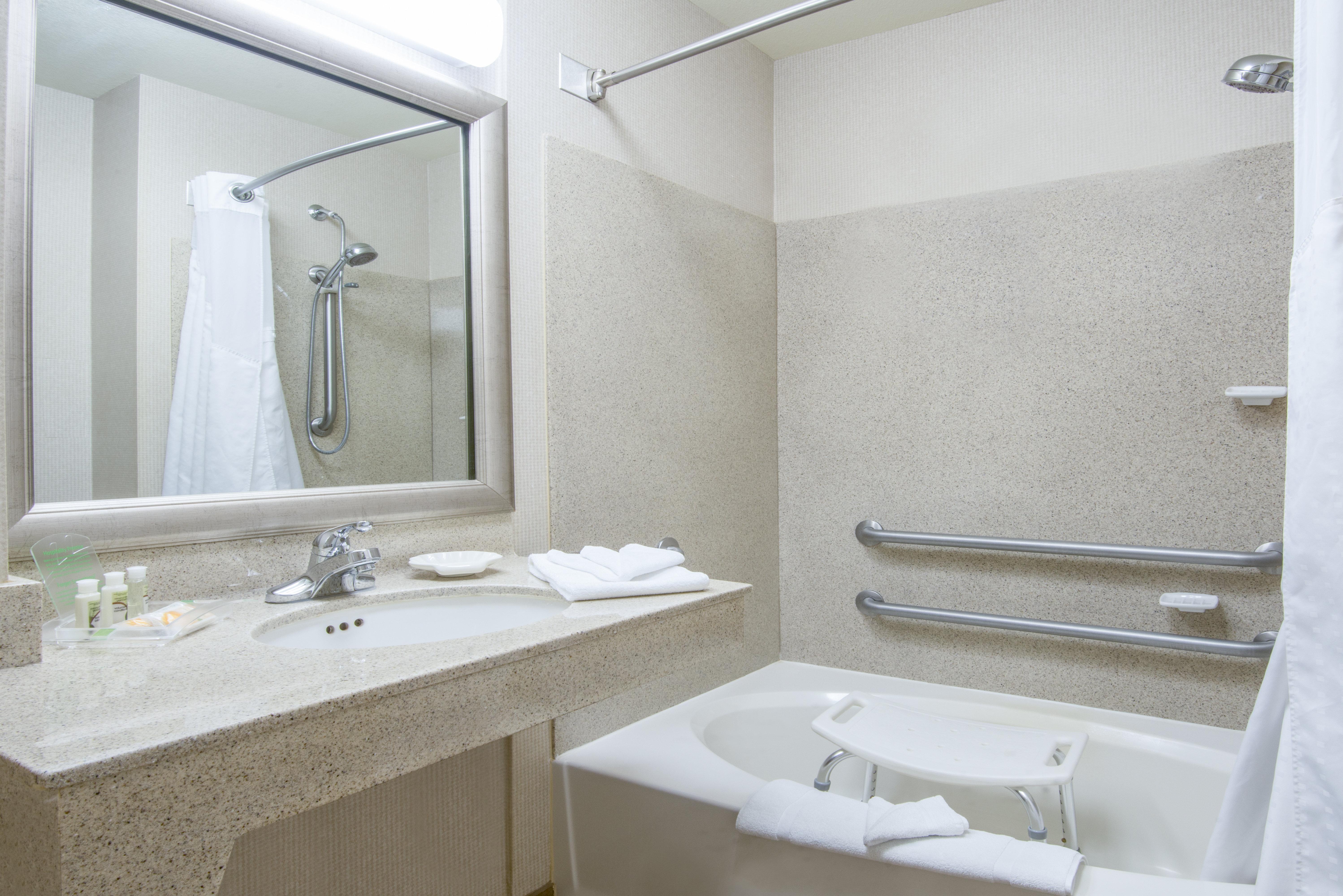 Holiday Inn & Suites Goodyear - West Phoenix Area By Ihg Екстериор снимка