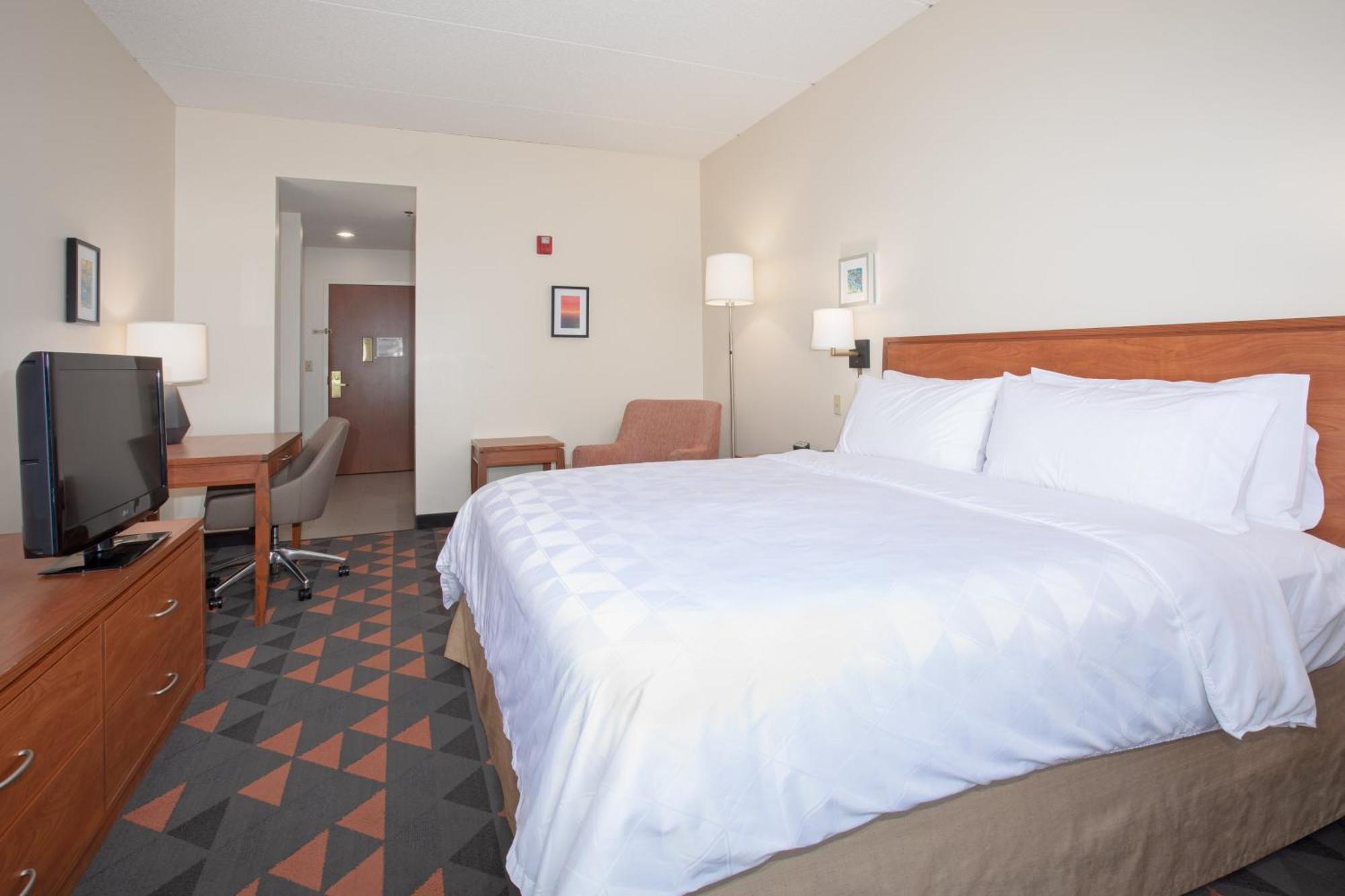 Holiday Inn & Suites Goodyear - West Phoenix Area By Ihg Екстериор снимка